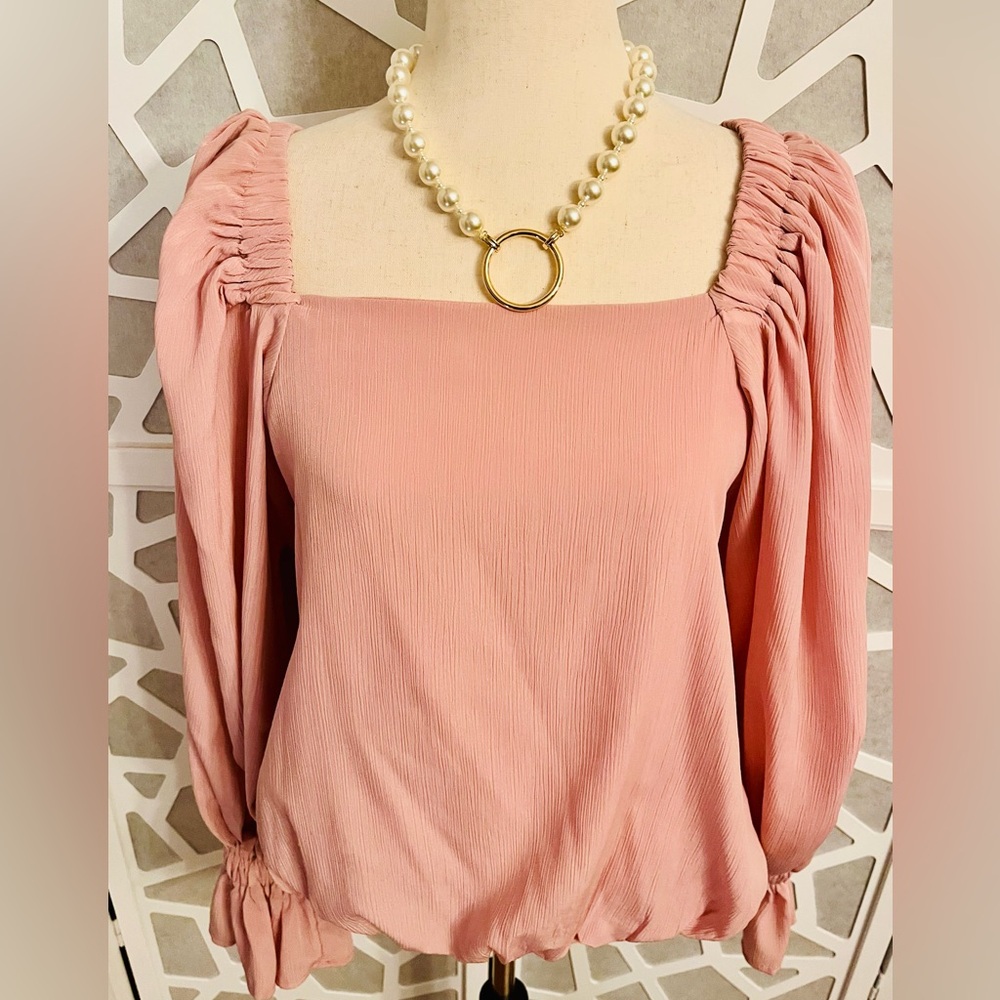 Women’s Boutique Long Sleeved Pretty Pink Spring Blouse/ Shirt Size Small